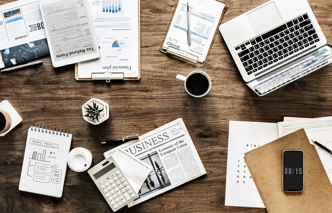 flat-lay-business-concept_optimized_248